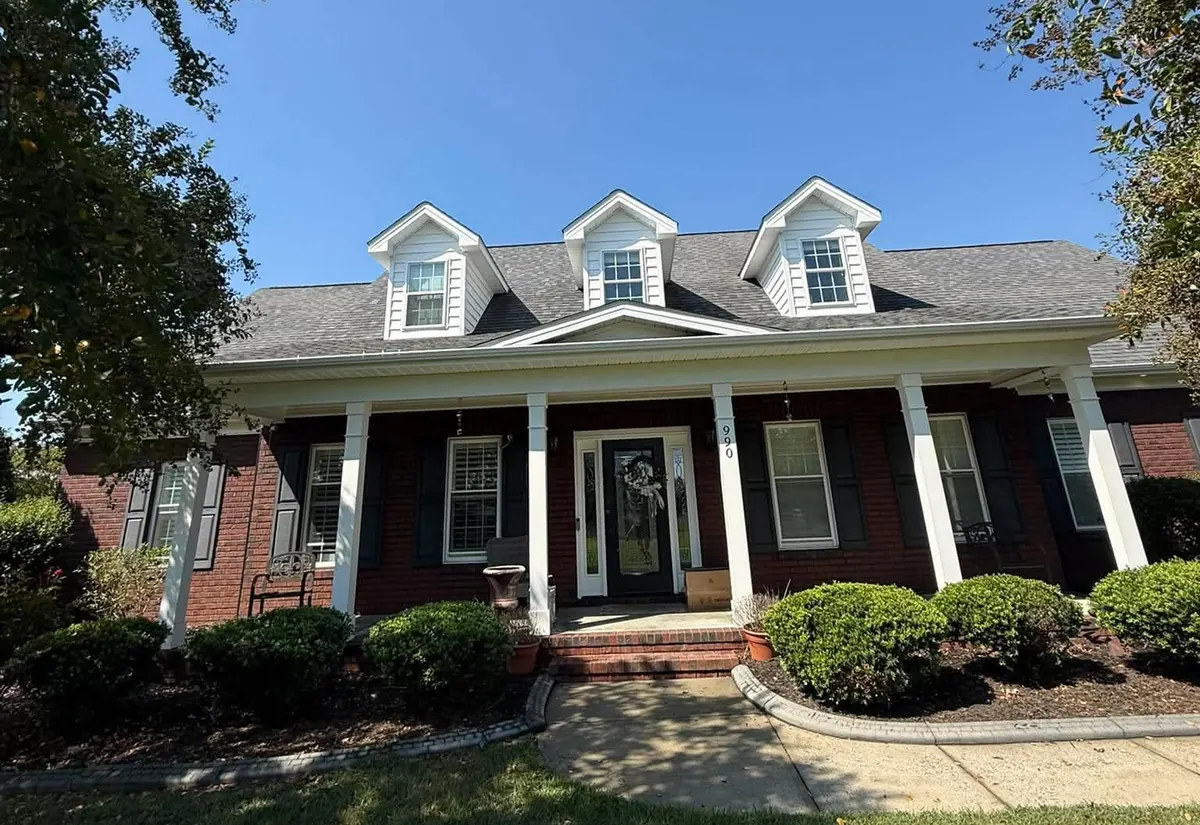 Clean brick home after soft wash by Proline Power Wash