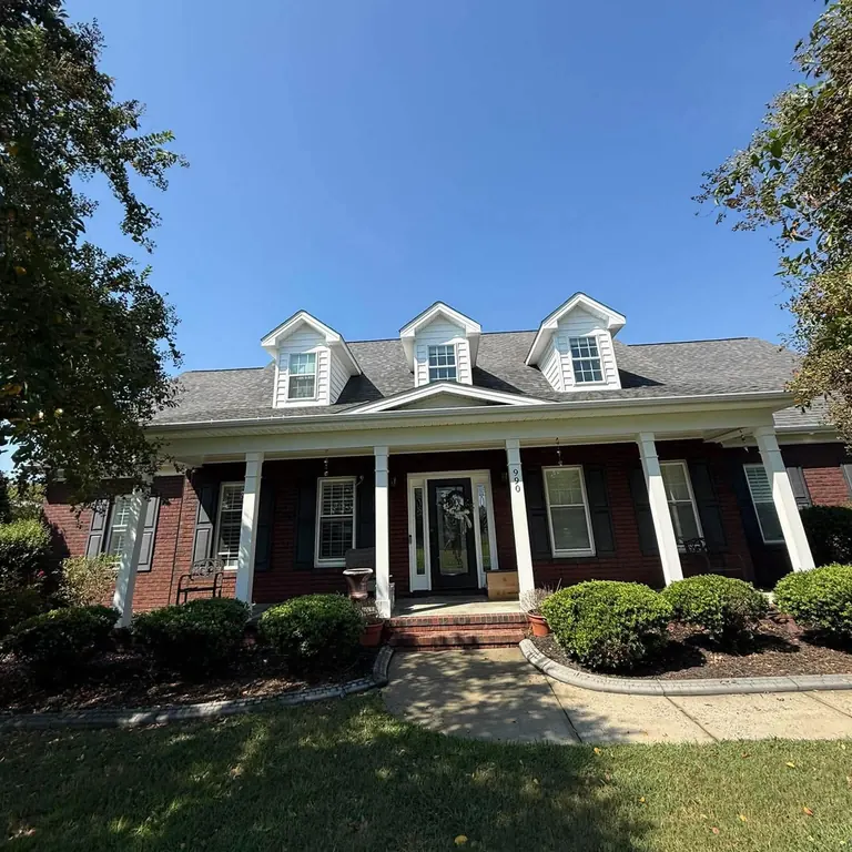 Brick home after soft wash
